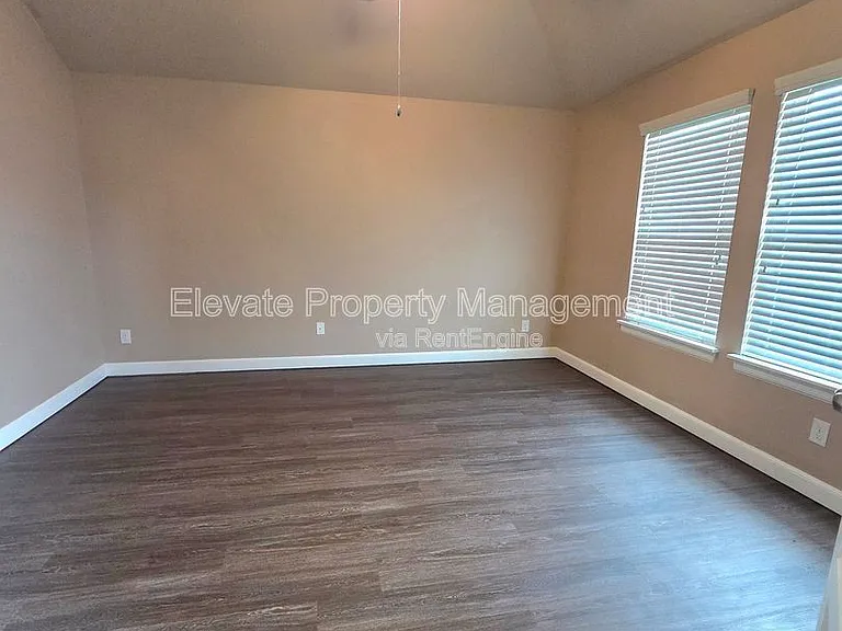 2301 Kintyre Rd — Photo 18