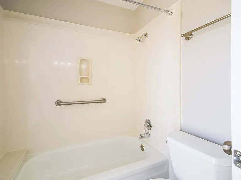 1235 Park Ln — Photo 14