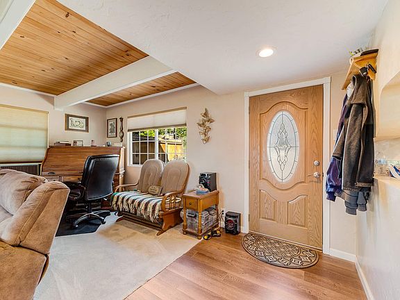 2nd image of 20225 Eastview 20225 Chapel Dr