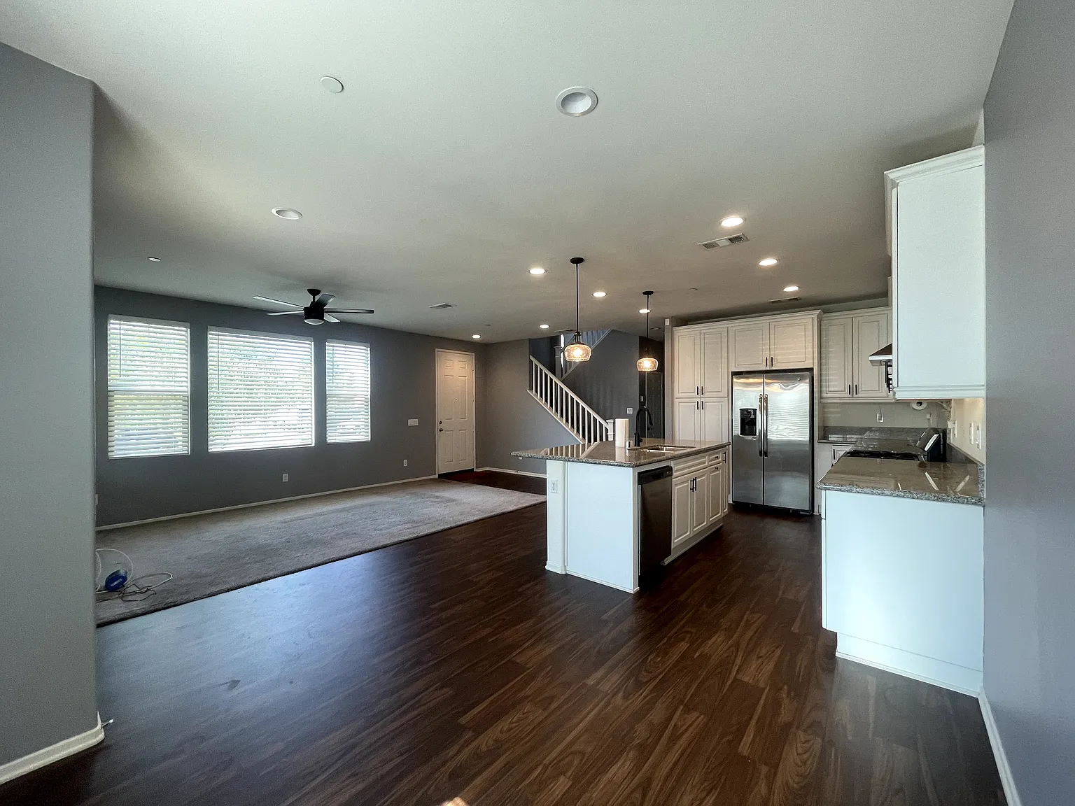 3 bed, 2.5 bath, 1800 sqft, $2,995 — Photo 4