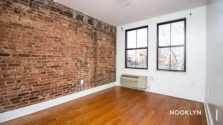 Rented by Nooklyn NYC LLC | media 25