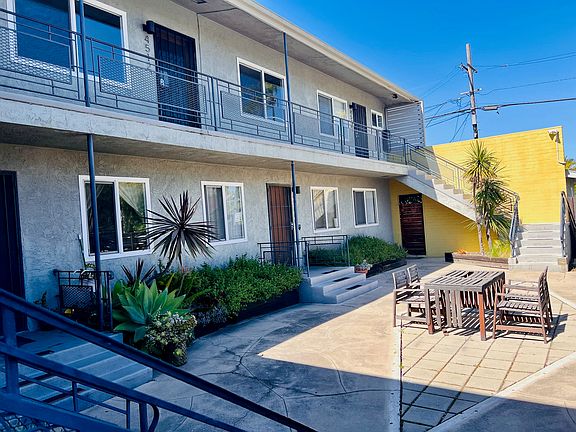 2nd image of 4512 Kensington Dr #4512