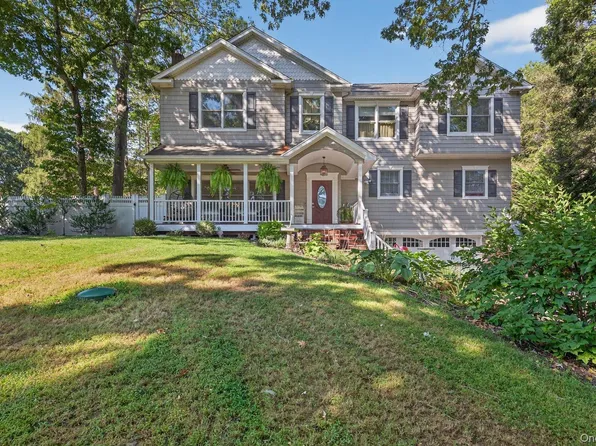 171 Dix Hills Road, Dix Hills, NY 11746