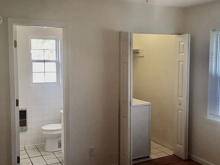 208 Gatchell St — Photo 8