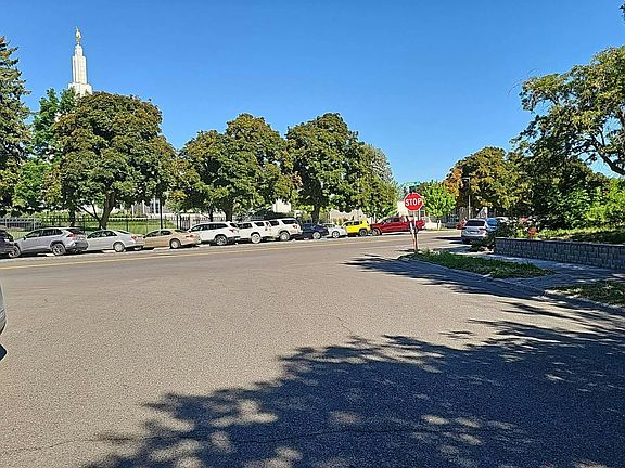 5th image of 610 H St