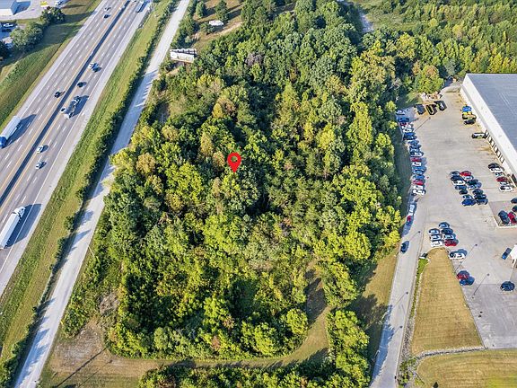 5th image of El Camino Ln