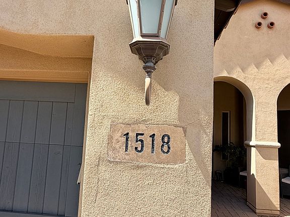 4th image of 1518 E Hazel Dr