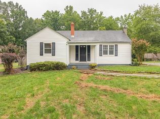 702 Cedar Ln, Thomasville, NC 27360