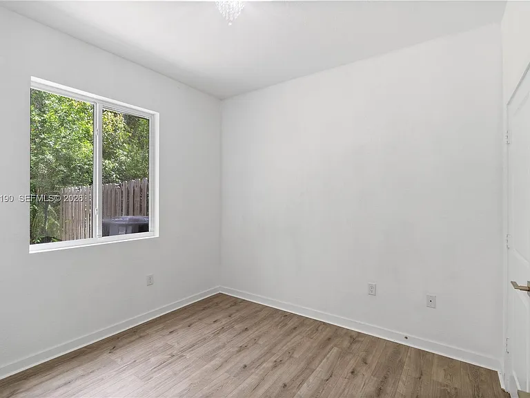 1385 NW 208th Ter #1385 — Photo 19