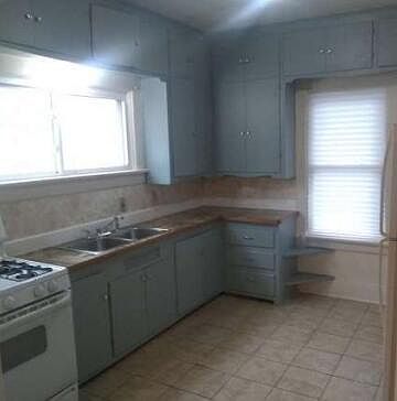4th image of 846 Lavette Ave