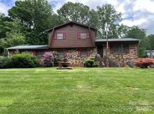 204 Aspen Dr, Gastonia, NC 28052