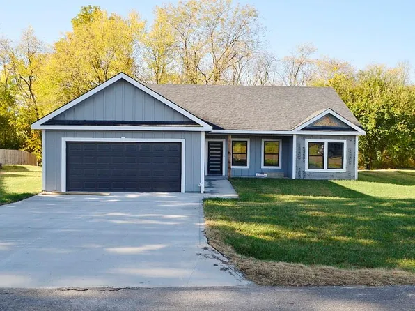 410 E Concord St, Plattsburg, MO 64477