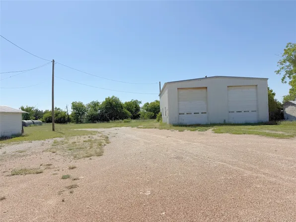 913 N Rice St, Hamilton, TX 76531