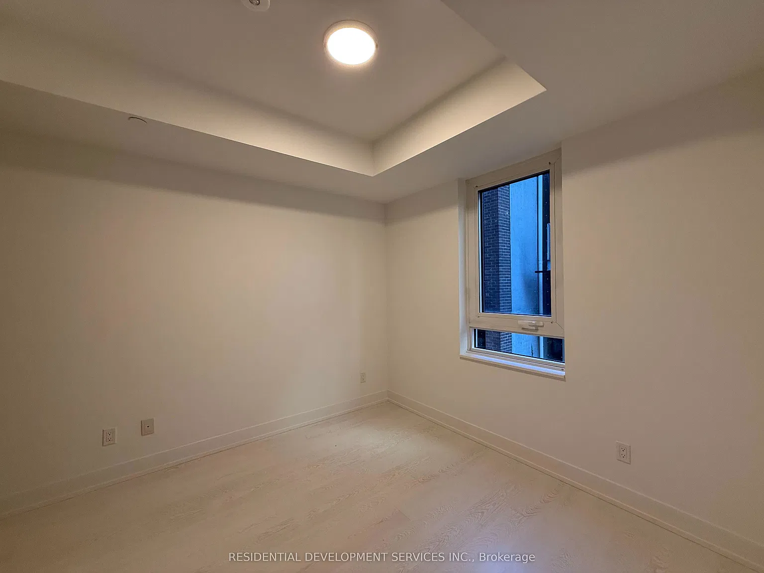 JAC Condos — Photo 4