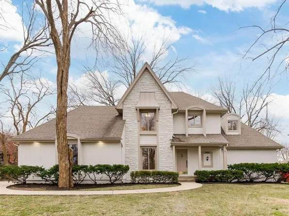 7981 W 115th St, Overland Park, KS 66210
