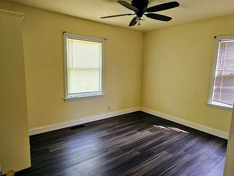 3744 Fillmore St — Photo 3