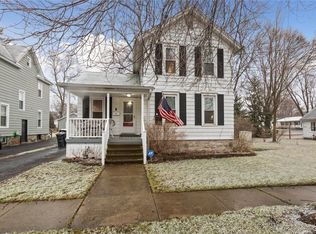 54 Maple St, Auburn, NY 13021