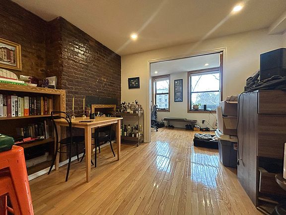 5th image of 41 E 1st St APT 5W