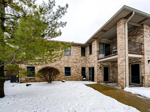 925 Cedar Dr, Crown Point, IN 46307