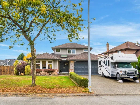 18707 60a Ave, Surrey, BC V3S 7P3