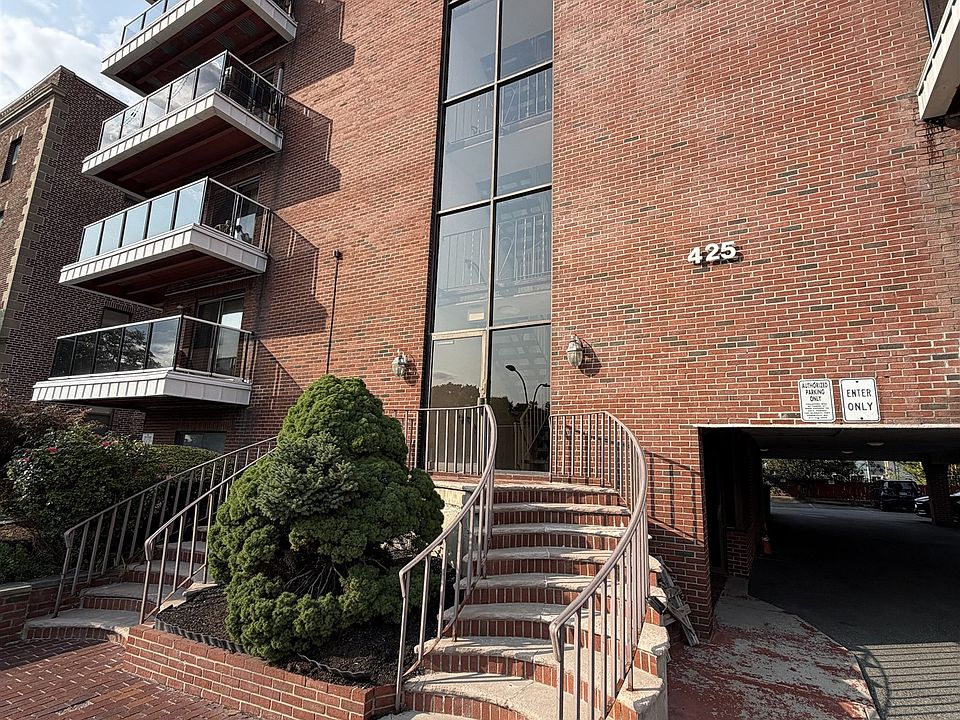 1st image of 427 Broadway
