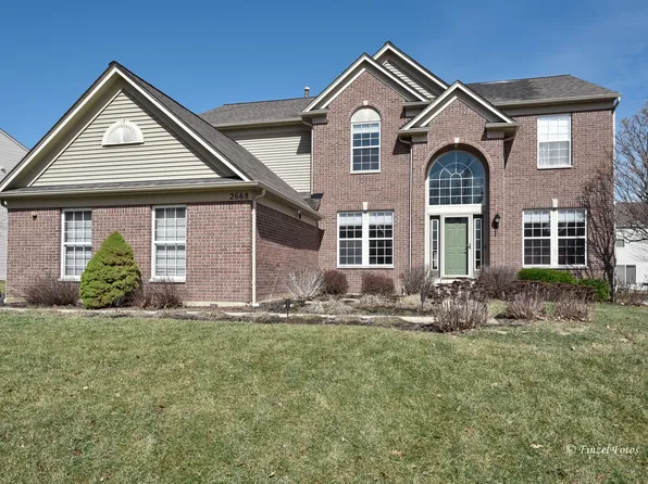 2668 Connolly Ln, Dundee, IL 60118