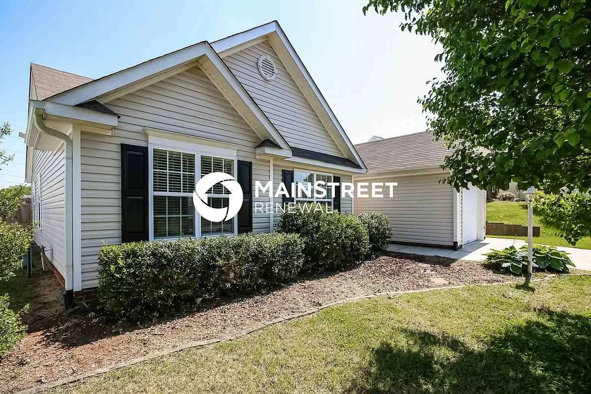 Front View - 430 Sailway Rd