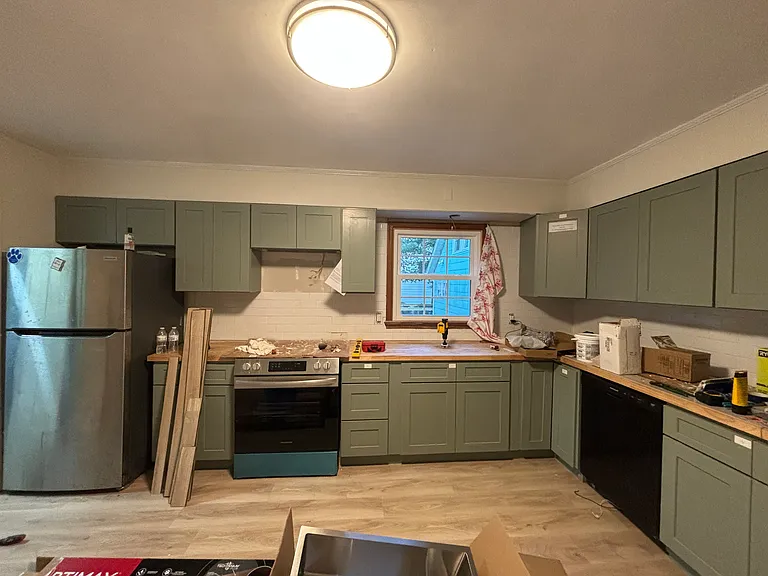 429 South Blvd — Photo 5