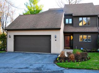 64 Hawk Valley Ln, Denver, PA 17517