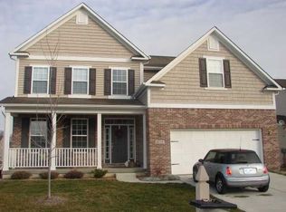 6110 Mountain Hawk Dr, Zionsville, IN 46077