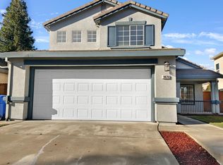 9478 Village Tree Dr, Elk Grove, CA 95758