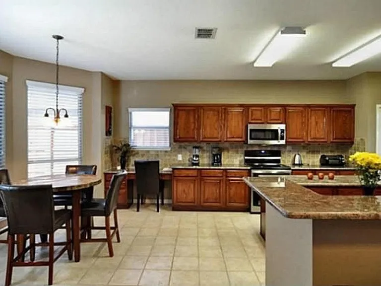 11915 Rocky Point Dr — Photo 13