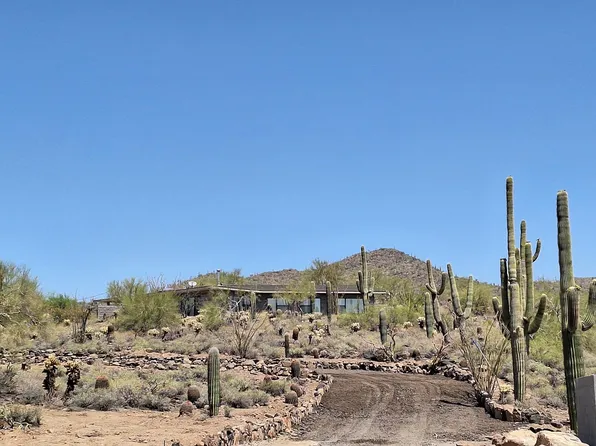 49636 N 15th Avenue, New River, AZ 85087