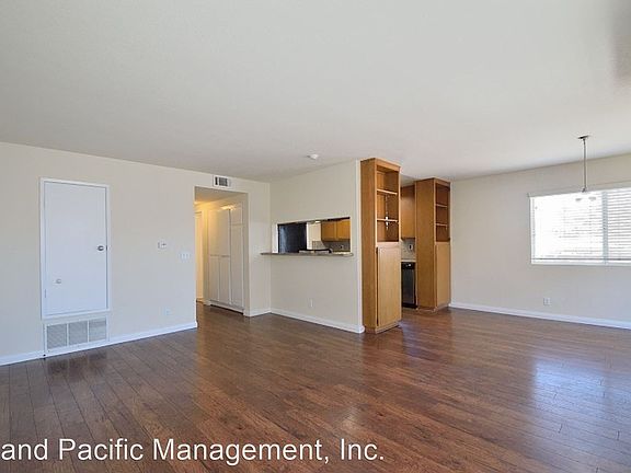 2nd image of 728 5th St #728