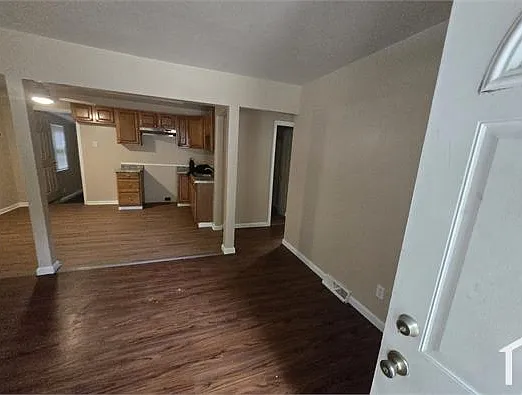 6146 Dupree Ave — Photo 2