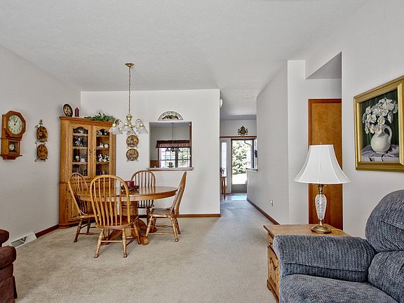 4th image of 1207 Camden Ct
