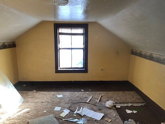 4th image of 18 Depot St