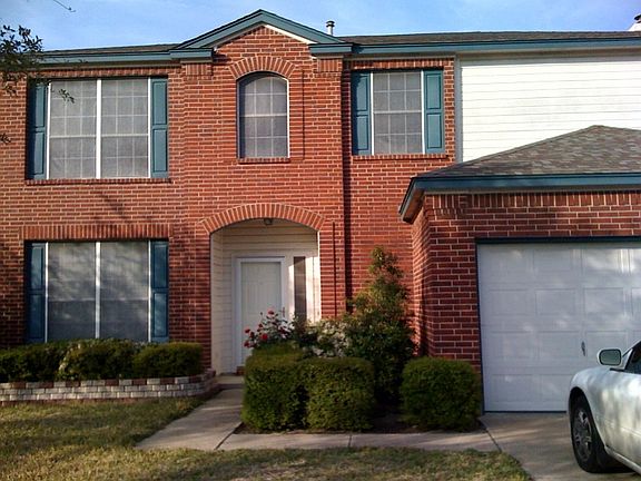 3bd/2.5bath Sambuca house