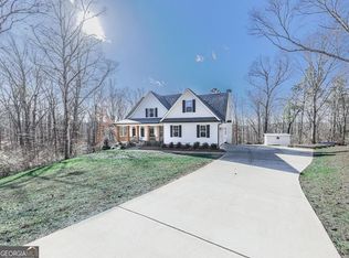 711 Carver Mill Rd, Talking Rock, GA 30175