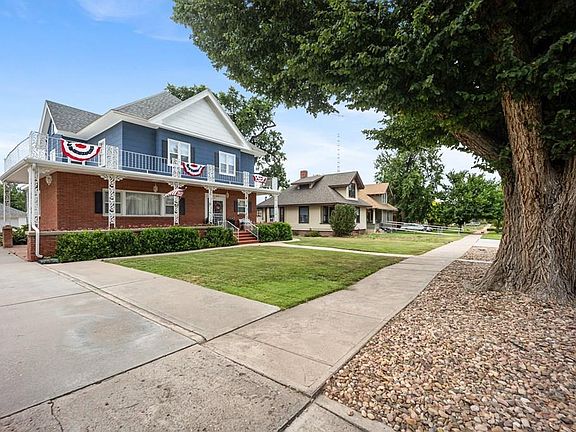 5th image of 814 Raton Ave