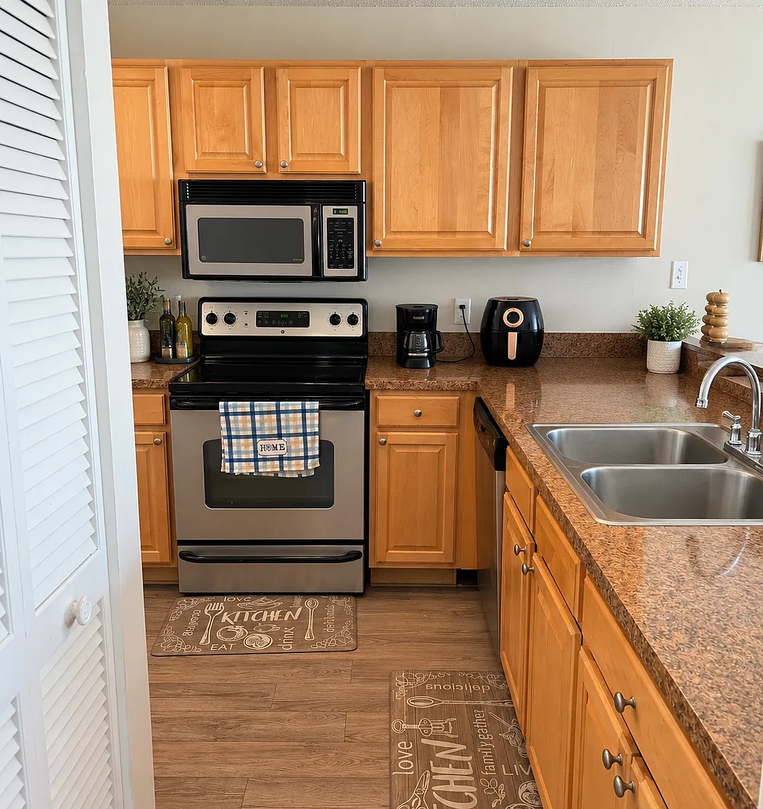 2 bed, 2.5 bath, 1200 sqft, $2,274 — Photo 4