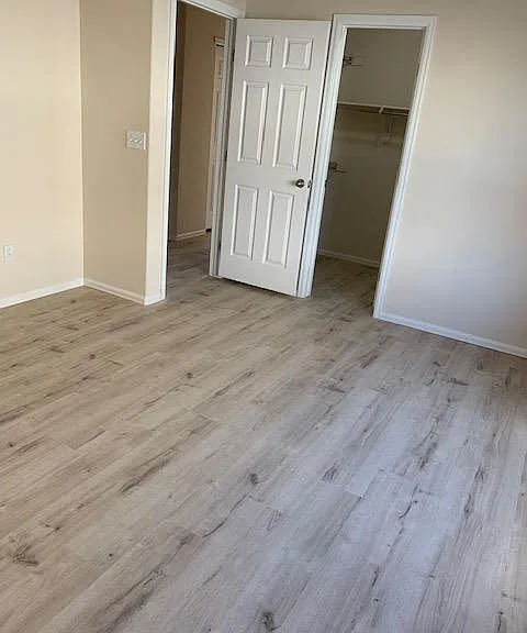 7450 Chancellor Dr — Photo 14