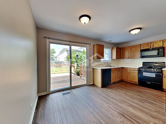 4th image of 2346 Masters Ln