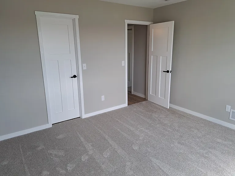 12692 Riley Ave — Photo 5