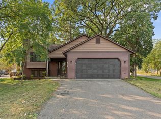 2184 17th Ave E, North Saint Paul, MN 55109