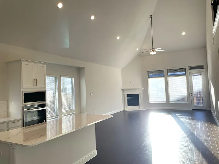 16571 Table Rock Dr — Photo 10