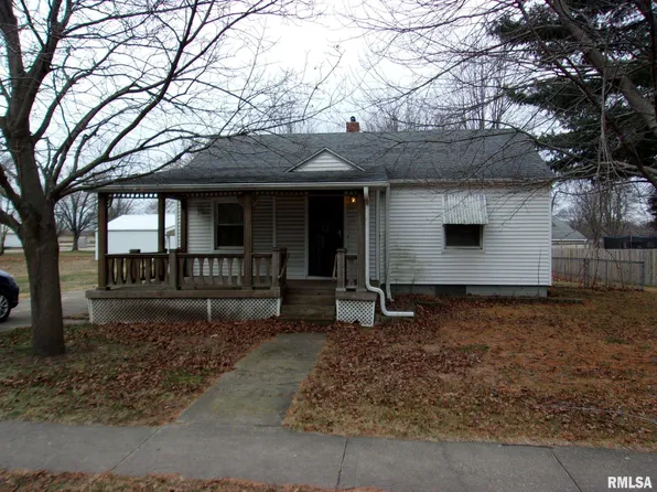 405 S Washington St, Manito, IL 61546