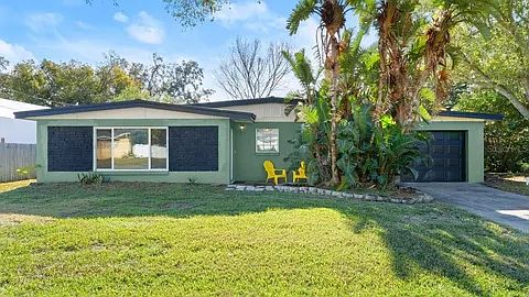 1st image of 728 N Flamingo Dr