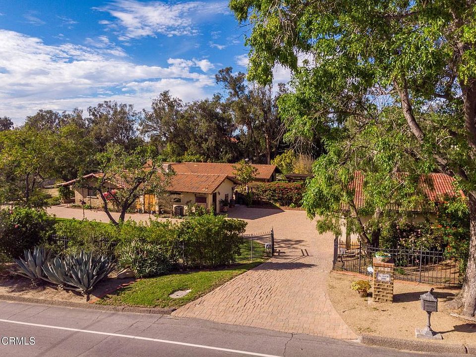 1st image of 365 Valley Vista Dr