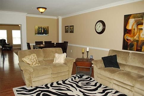 3rd image of 14229B Saint Germain Dr